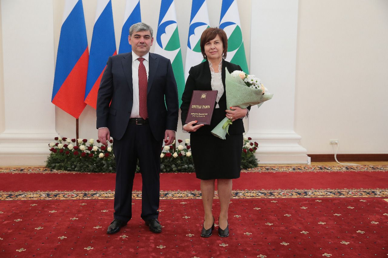 Первый заместитель Главы местной администрации г.о.Баксан Ф.А. Карданова награждена Почётной грамотой