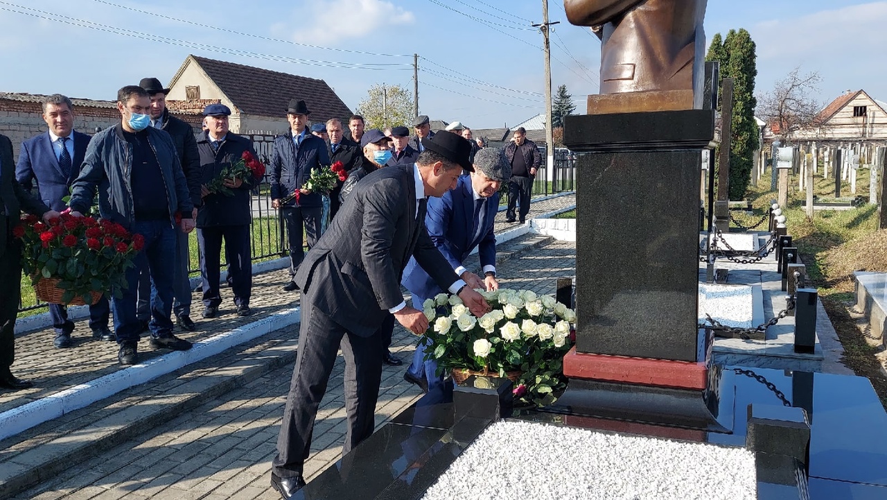 В Баксане почтили  память первого президента КБР Валерия Мухамедовича Кокова