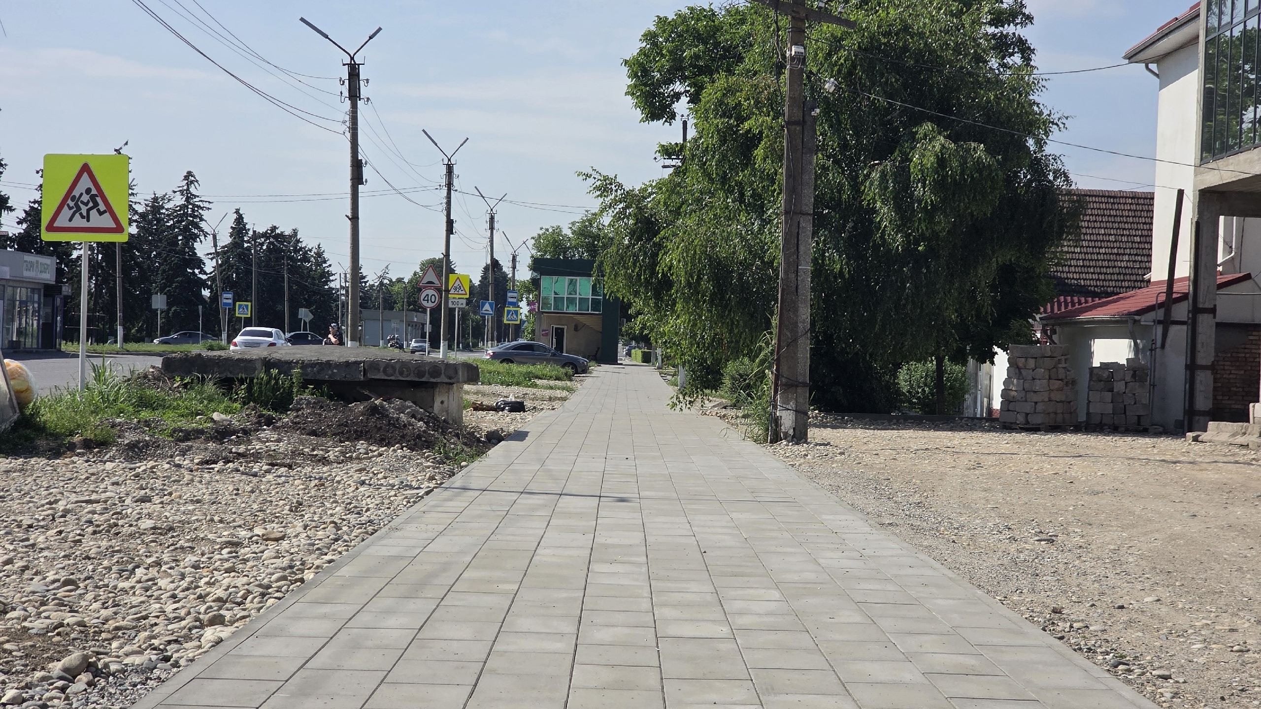 В Баксане продолжается благоустройство двух общественных территорий